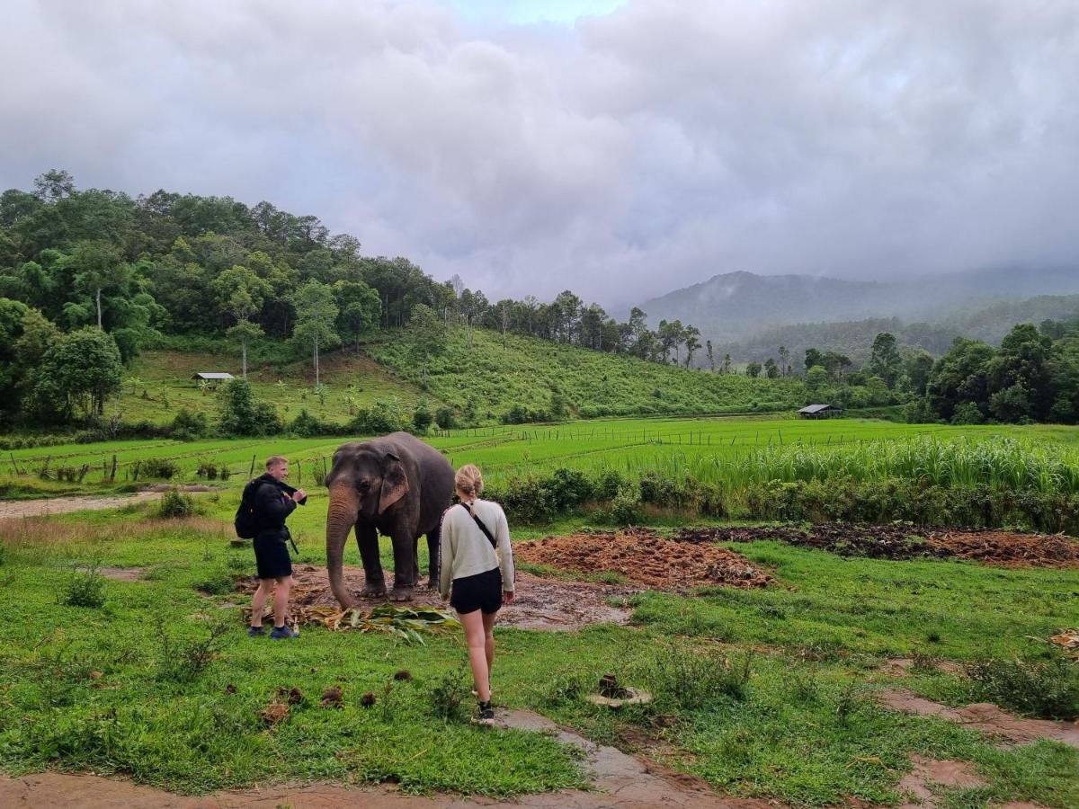 Nongtao Homestay Ban Dong Than ภายนอก รูปภาพ