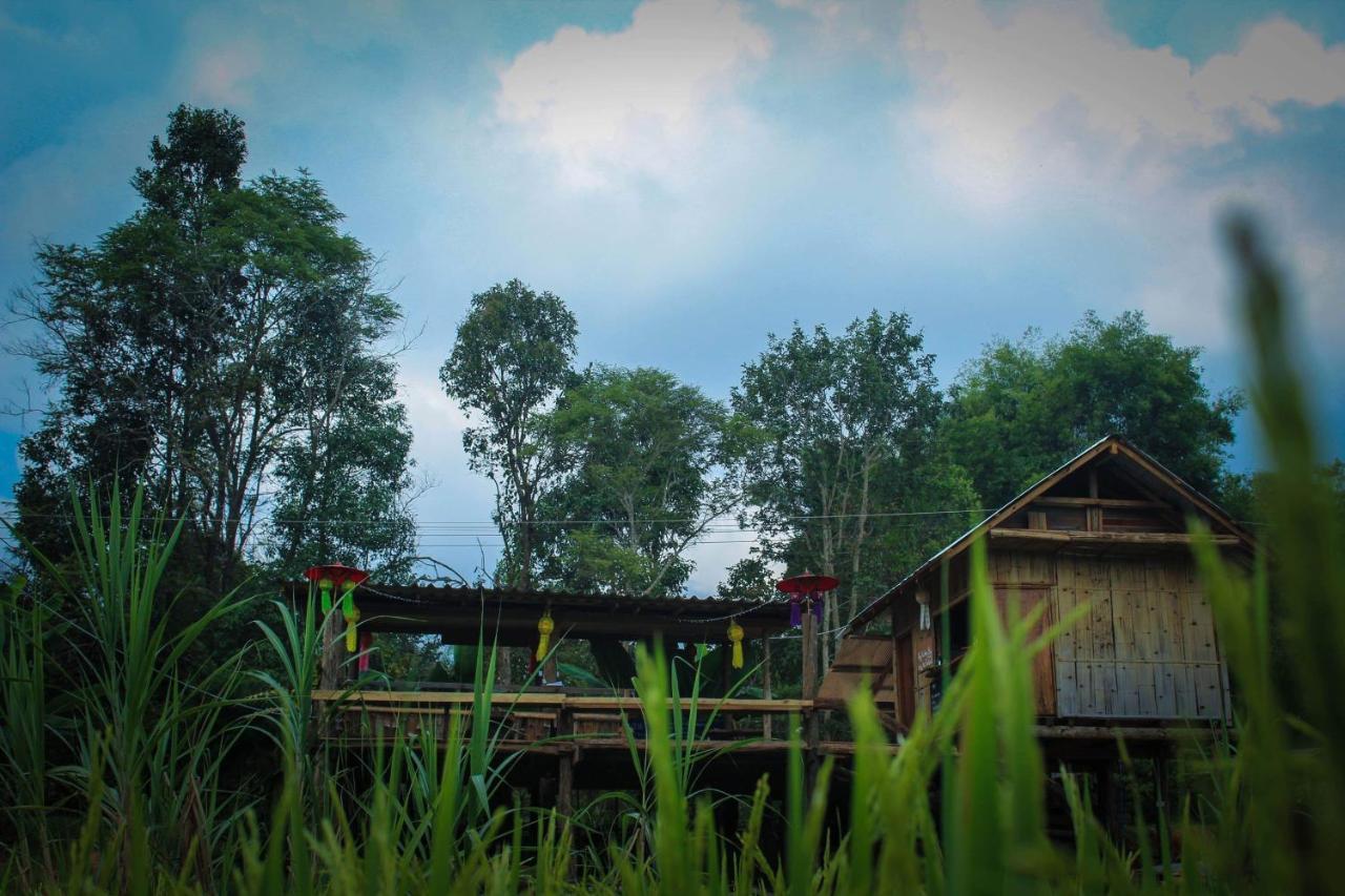 Nongtao Homestay Ban Dong Than ภายนอก รูปภาพ